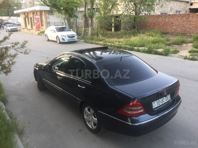 Mercedes C 240 2000, 235,000 km - 2.6 l - Bakı