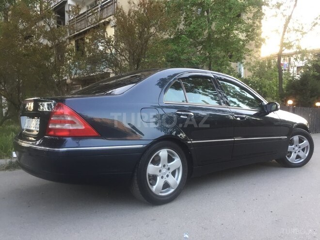 Mercedes C 240 2000, 235,000 km - 2.6 l - Bakı