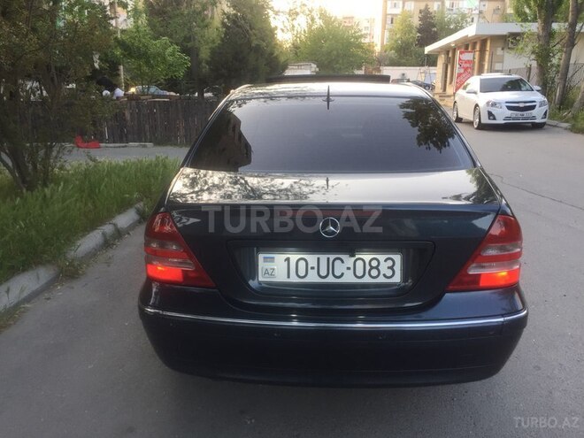Mercedes C 240 2000, 235,000 km - 2.6 l - Bakı