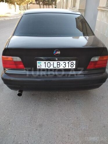BMW 318 1992, 370,000 km - 1.8 l - Bakı