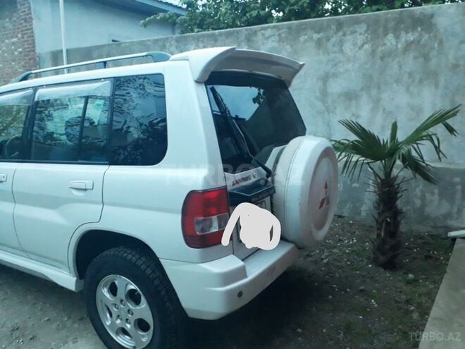 Mitsubishi Pajero io 2000, 303,500 km - 2.0 л - Lənkəran
