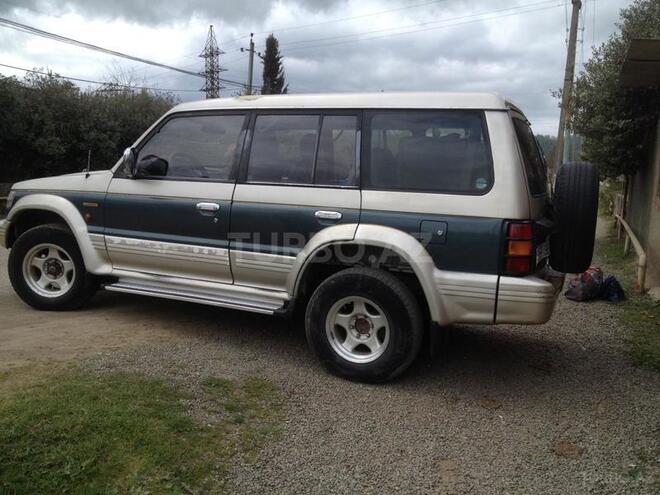 Mitsubishi Pajero 1992, 250,000 km - 0.3 l - Lənkəran