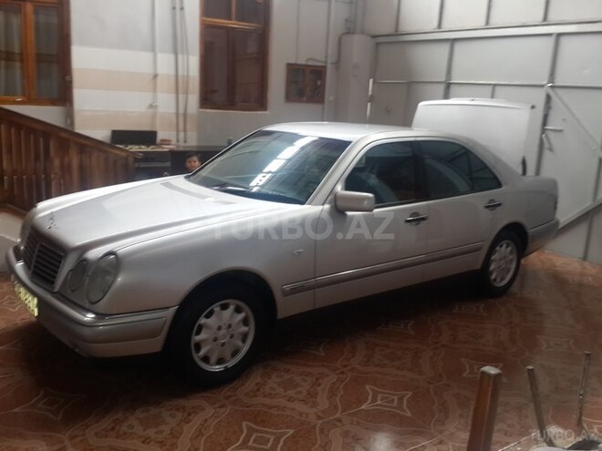 Mercedes E 420 1998, 235,661 km - 2.4 l - Gəncə