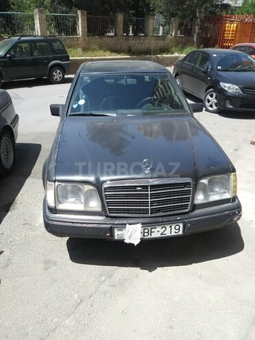 Mercedes  1990, 295,000 km - 0.3 l - Bakı