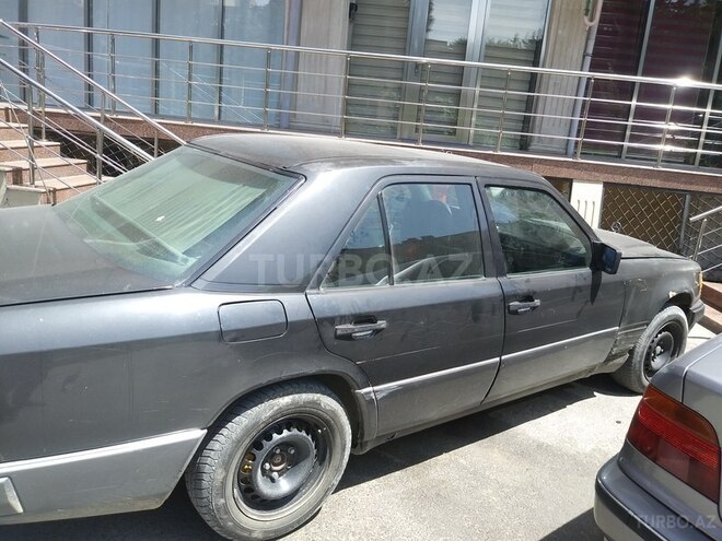 Mercedes  1990, 295,000 km - 0.3 l - Bakı