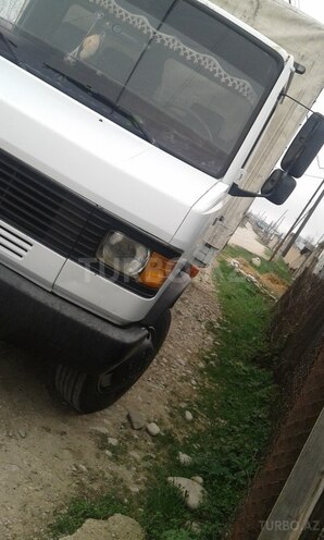 Mercedes 811 D 1991, 569,000 km - 4.0 l - Şamaxı