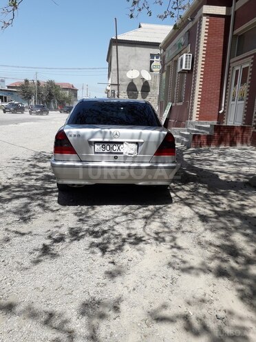 Mercedes C 200 1997, 300,964 km - 2.0 l - Bakı