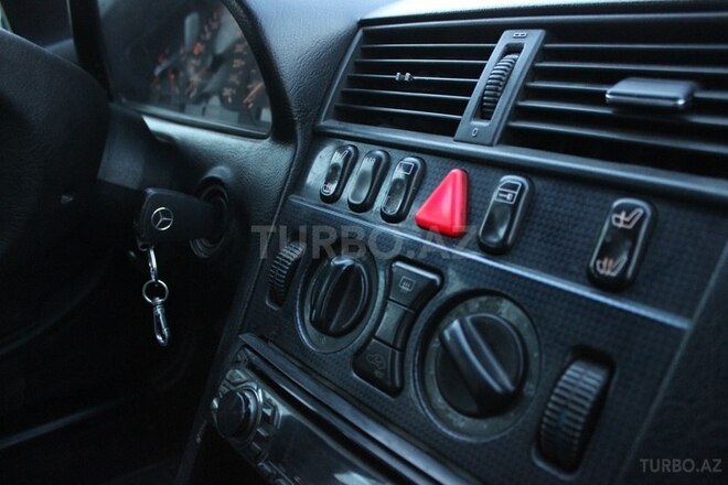 Mercedes C 230 1998, 341,000 km - 2.3 l - Xaçmaz