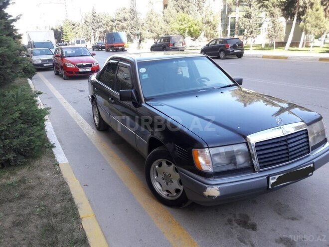 Mercedes E 250 1992, 322,577 km - 2.5 l - Şəki