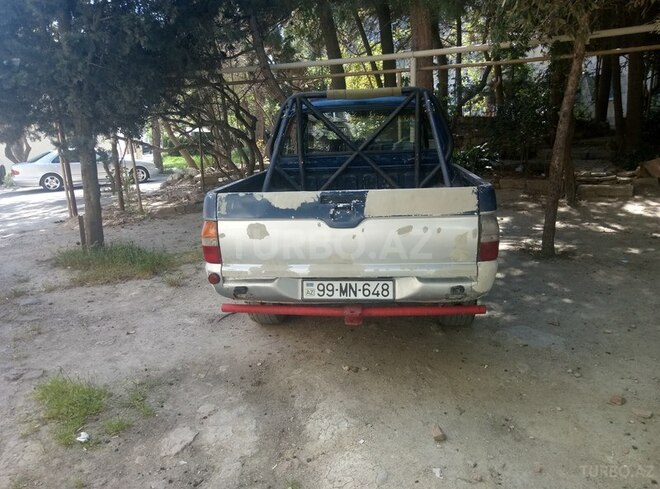Mitsubishi L200 2003, 500,000 km - 2.5 l - Bakı