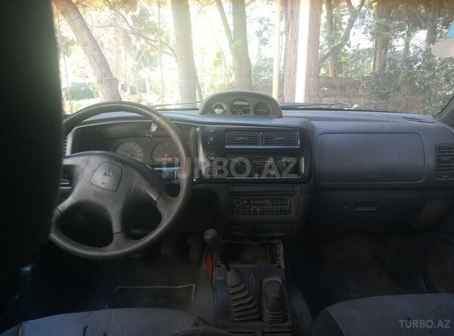 Mitsubishi L200 2003, 500,000 km - 2.5 l - Bakı