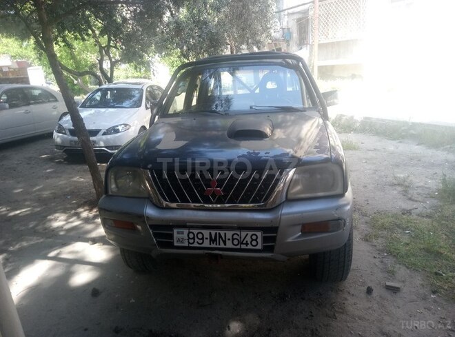Mitsubishi L200 2003, 500,000 km - 2.5 l - Bakı