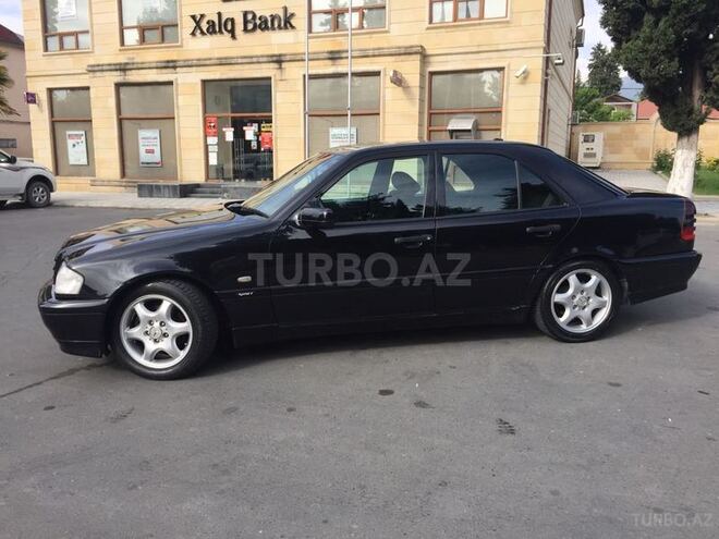 Mercedes C 240 1999, 228,000 km - 2.4 л - Zaqatala