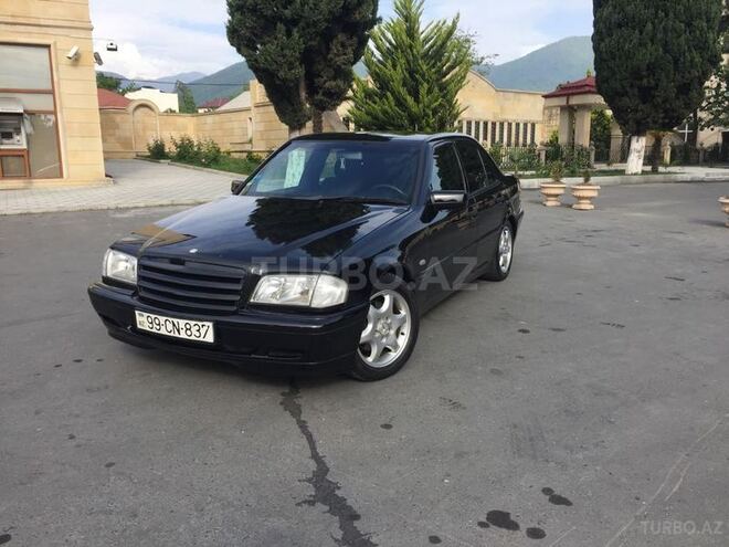 Mercedes C 240 1999, 228,000 km - 2.4 л - Zaqatala