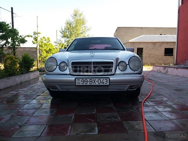 Mercedes E 240 1997, 377,222 km - 2.4 l - Bakı