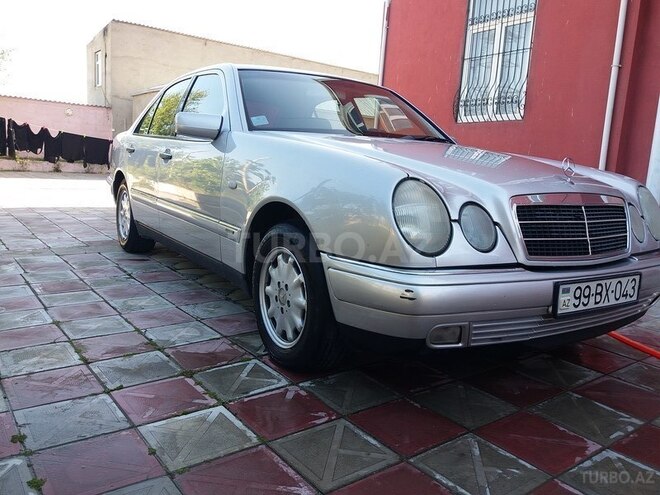 Mercedes E 240 1997, 377,222 km - 2.4 l - Bakı