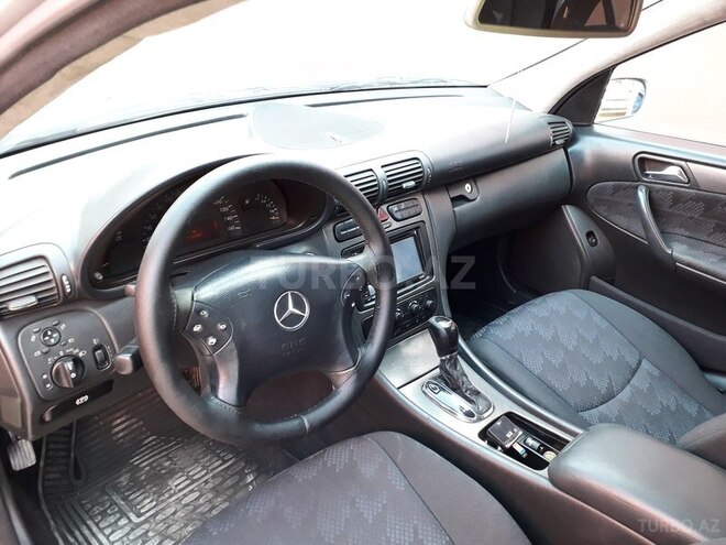 Mercedes C 220 2001, 234,340 km - 2.2 л - Bakı