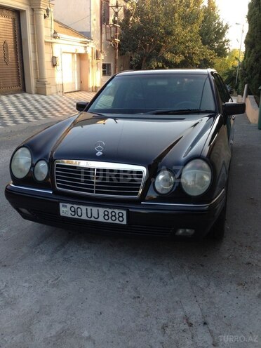Mercedes E 200 1997, 203,000 km - 2.0 l - Bakı