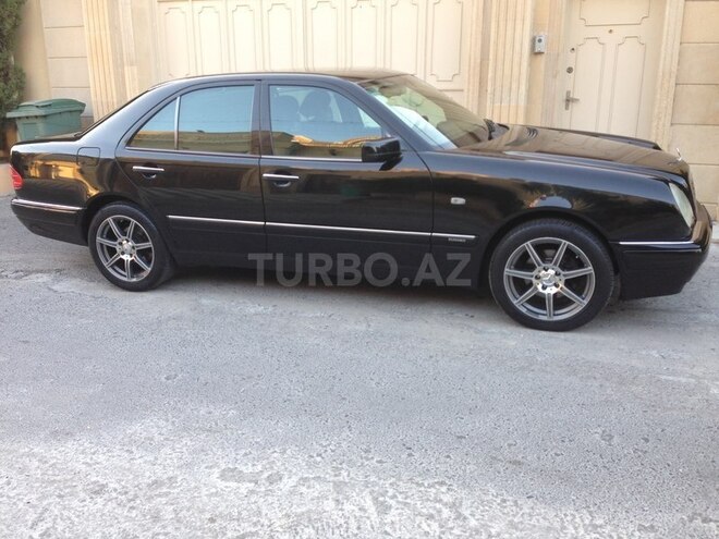 Mercedes E 200 1997, 203,000 km - 2.0 l - Bakı