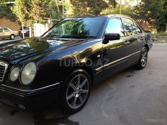 Mercedes E 200 1997, 203,000 km - 2.0 l - Bakı