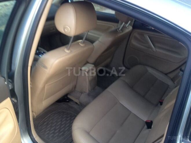 Volkswagen Passat 2004, 330,000 km - 1.8 l - Sumqayıt
