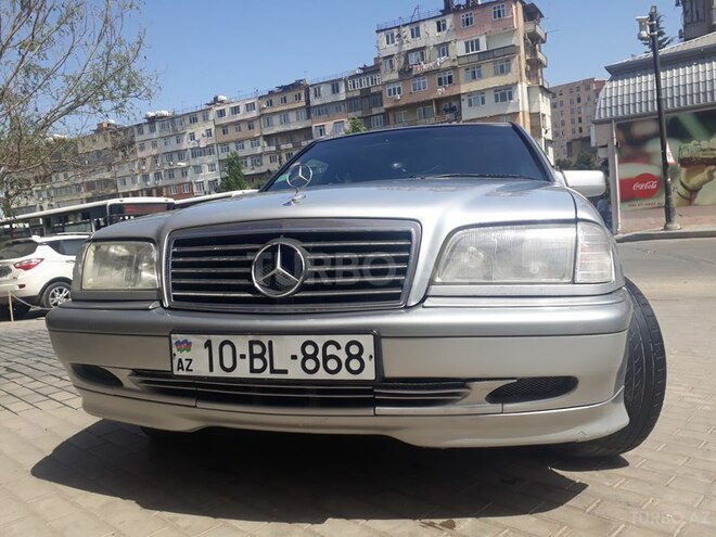 Mercedes C 240 1999, 303,000 km - 2.4 л - Bakı