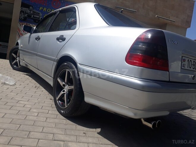 Mercedes C 240 1999, 303,000 km - 2.4 л - Bakı