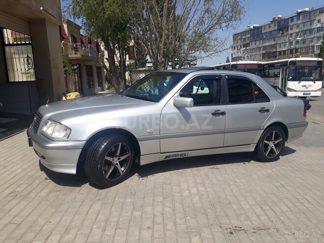 Mercedes C 240 1999, 303,000 km - 2.4 л - Bakı