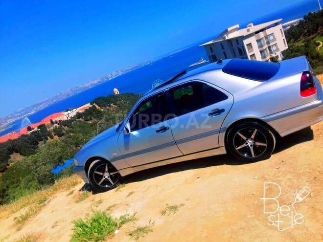 Mercedes C 240 1999, 303,000 km - 2.4 л - Bakı