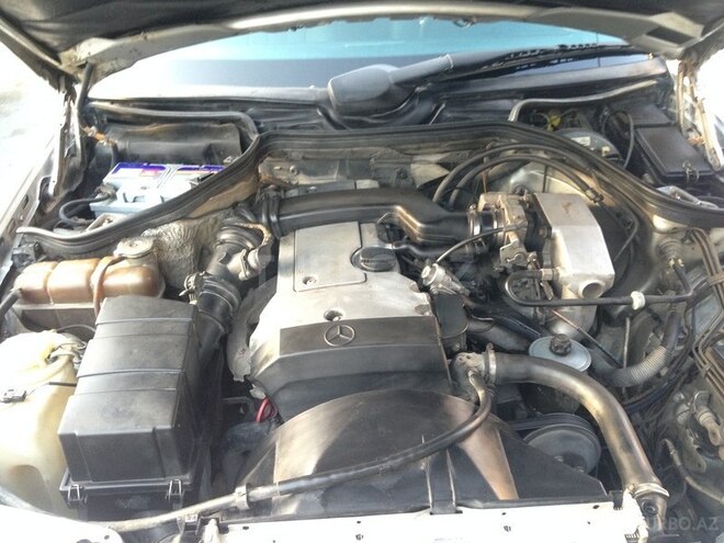Mercedes E 220 1994, 383,200 km - 2.2 л - Bakı