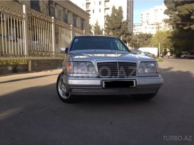 Mercedes E 220 1994, 383,200 km - 2.2 л - Bakı