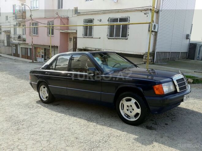 Mercedes 190 1992, 235,000 km - 2.0 l - Bakı