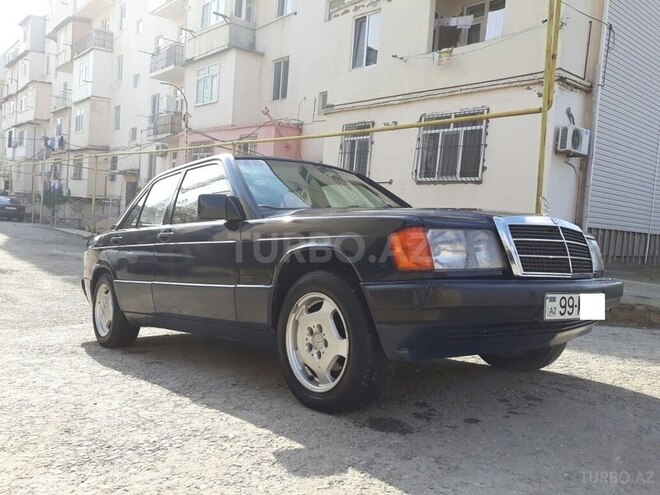 Mercedes 190 1992, 235,000 km - 2.0 l - Bakı