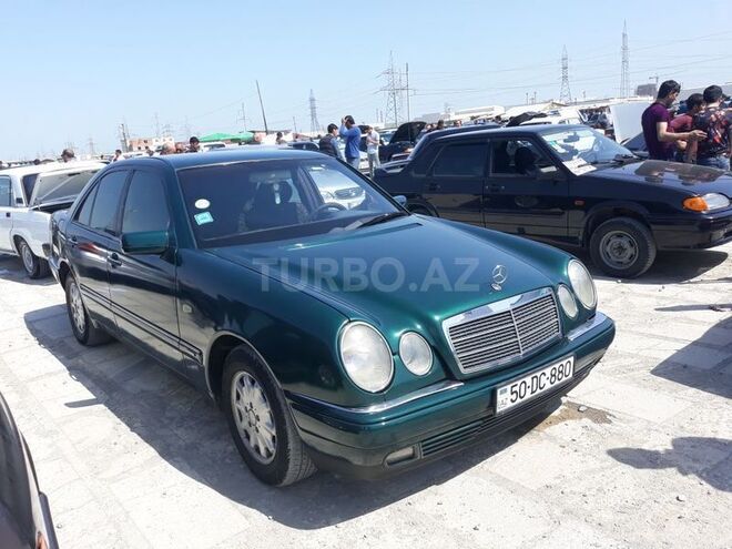 Mercedes E 230 1996, 300,000 km - 2.3 l - Sumqayıt