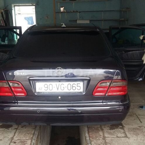 Mercedes E 240 1997, 260,000 km - 2.8 l - Bakı