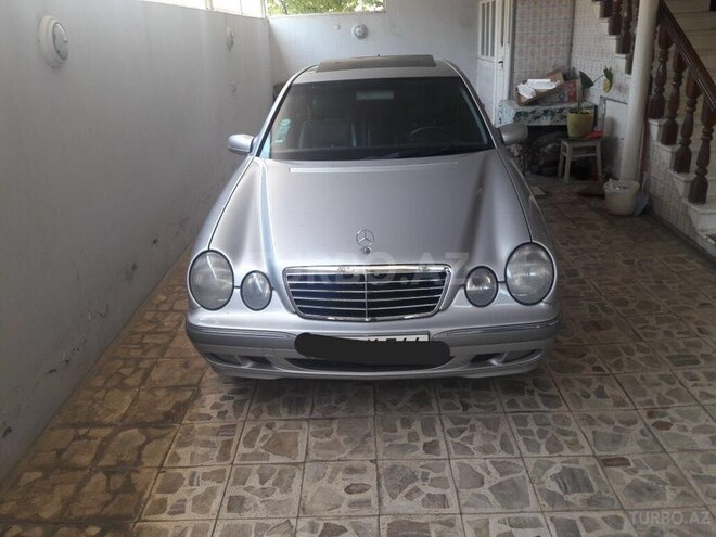 Mercedes E 240 1999, 273,000 km - 2.6 l - Lənkəran