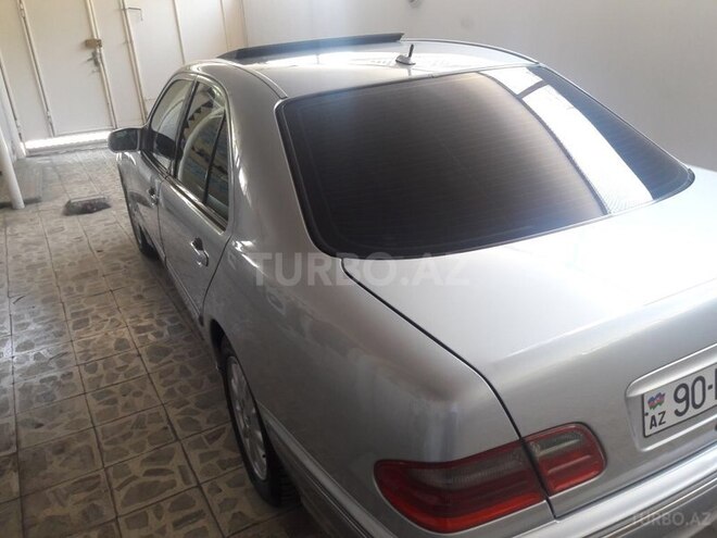 Mercedes E 240 1999, 273,000 km - 2.6 l - Lənkəran