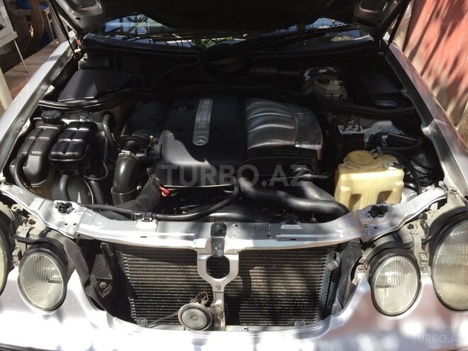 Mercedes E 220 1999, 310,009 km - 2.2 l - Bakı