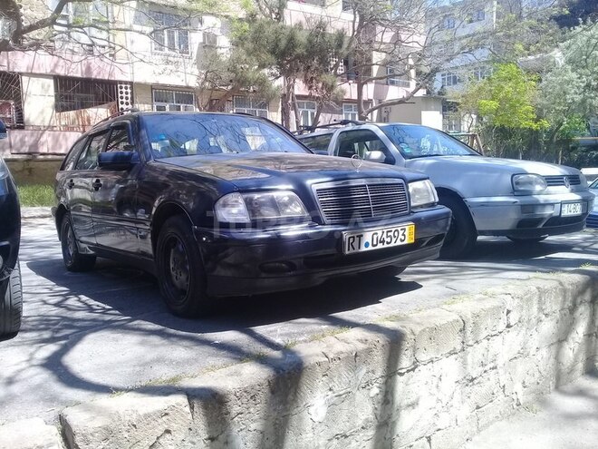 Mercedes C 220 1998, 254,000 km - 2.2 l - Bakı