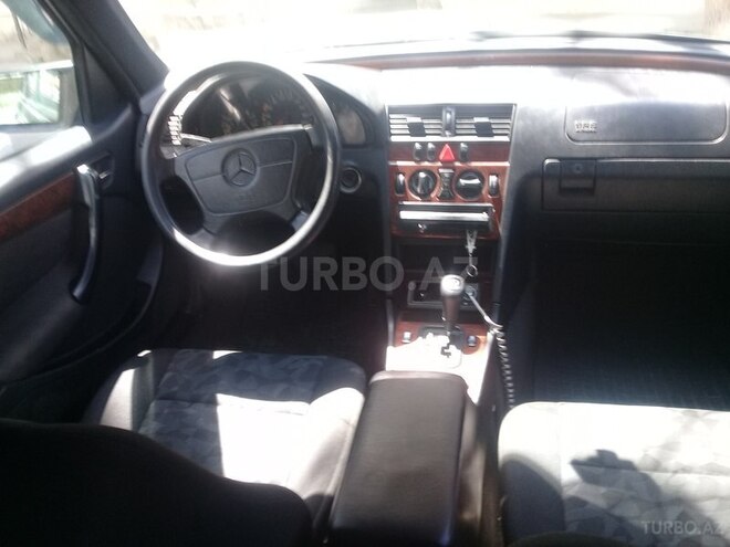 Mercedes C 220 1998, 254,000 km - 2.2 l - Bakı