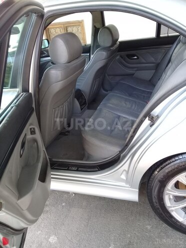 BMW 528 1997, 429,000 km - 2.8 l - Göyçay