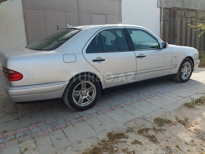 Mercedes E 200 1999, 406,000 km - 2.0 л - Bakı