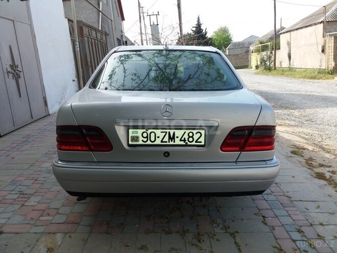 Mercedes E 200 1999, 406,000 km - 2.0 л - Bakı
