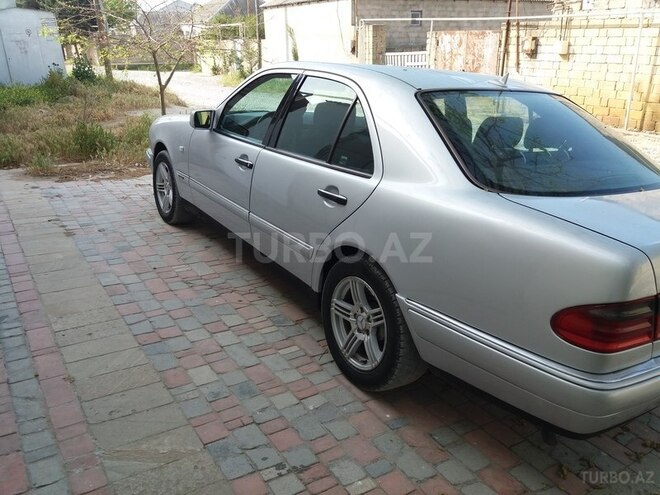 Mercedes E 200 1999, 406,000 km - 2.0 л - Bakı