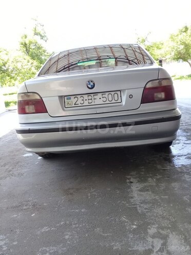 BMW 528 1997, 429,000 km - 2.8 l - Göyçay