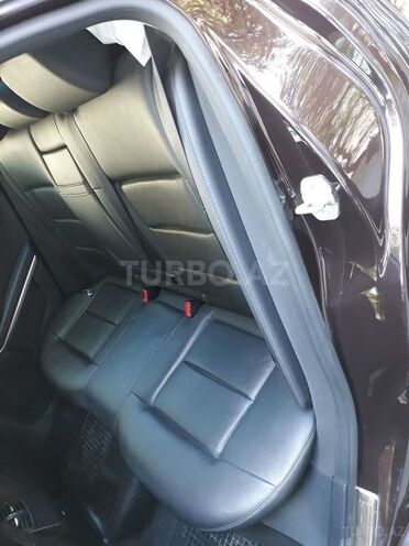Mercedes E 250 2011, 147,000 km - 2.5 l - Bakı