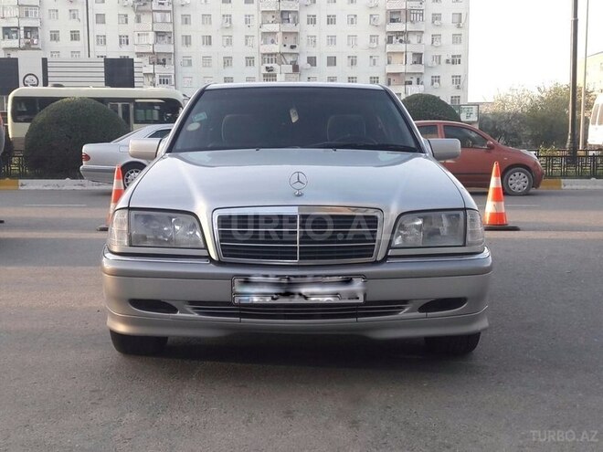 Mercedes C 180 1999, 230,000 km - 1.8 l - Sumqayıt