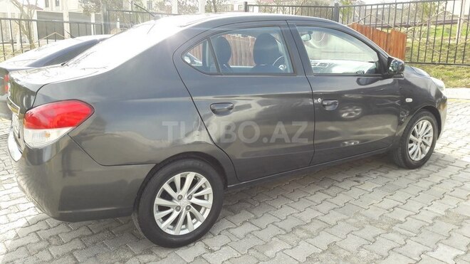 Mitsubishi Attrage 2015, 155,600 km - 1.2 l - Sumqayıt