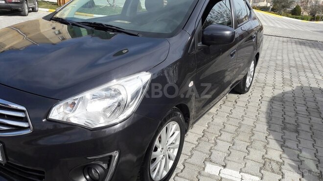 Mitsubishi Attrage 2015, 155,600 km - 1.2 l - Sumqayıt