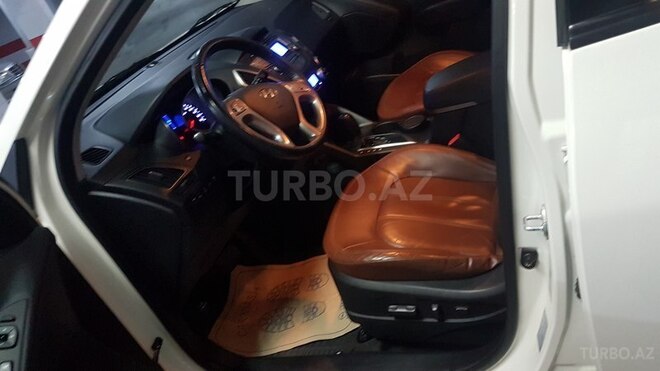 Hyundai ix35 2010, 88,700 km - 2.4 л - Bakı